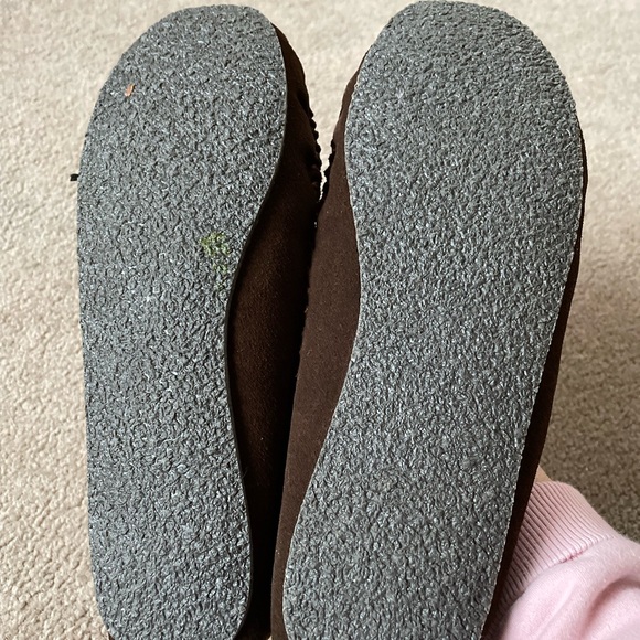 Clark’s Suede Slippers EUC. - Picture 3 of 5